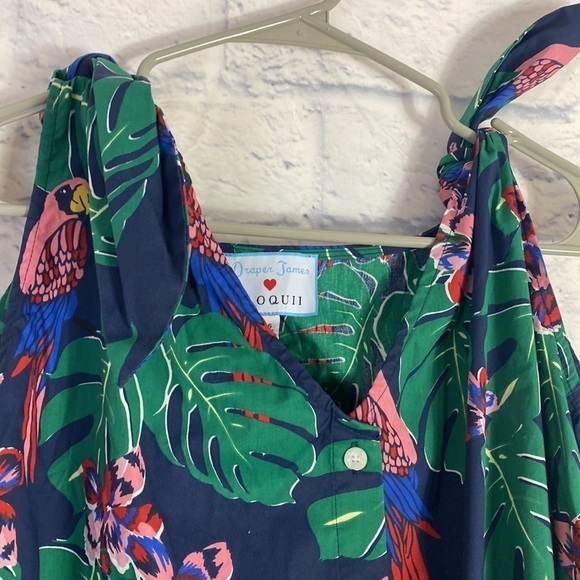 Draper James x Eloquii parrot print shoulder tie sleeveless top NWT - Picture 4 of 9